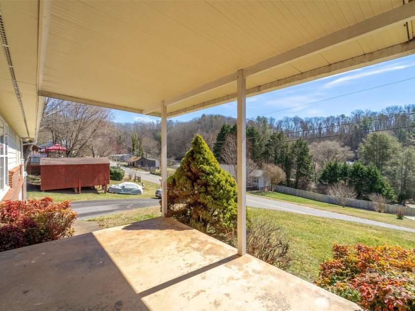 67 Hillcrest Street, Sylva, NC 28779.  MLS# CAR4231193, YatesRealty ID 6742. 