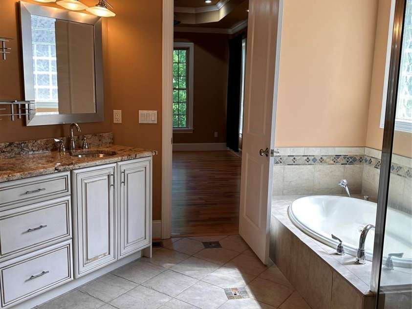 26 Stone House Road, Arden, NC 28704.  MLS# CAR4238203, YatesRealty ID 6743. 