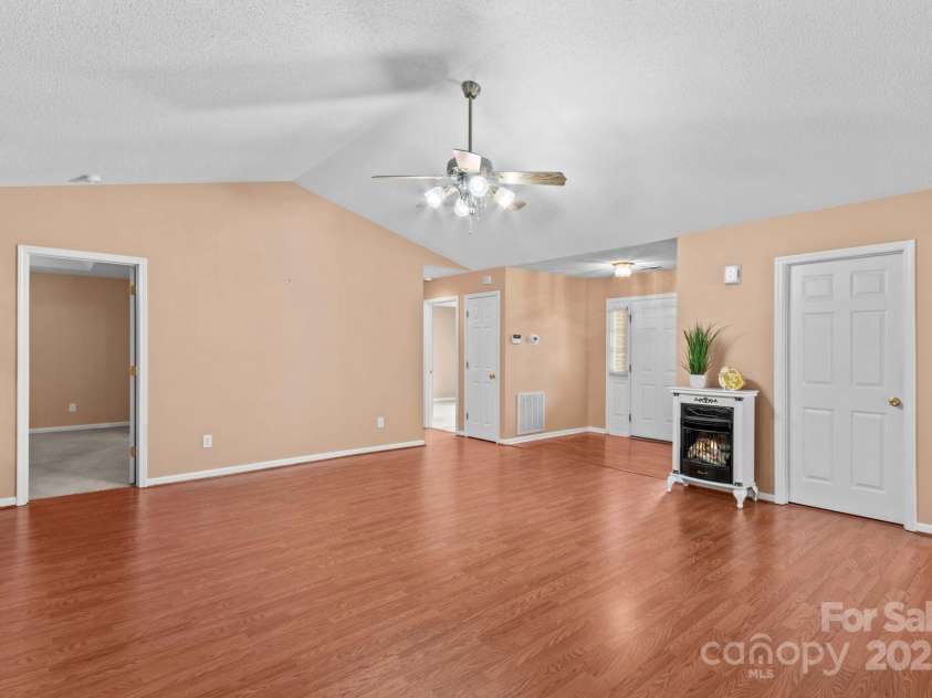 103 Prestwick Court, Salisbury, NC 28146.  MLS# CAR4270026, YatesRealty ID 6744. 