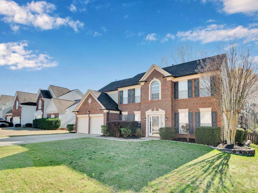 3538 Manor House Drive, Charlotte, NC 28270.  MLS# CAR4358198, YatesRealty ID 6744. 