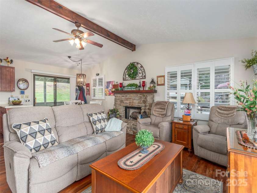 10 Onyx Lane, Maggie Valley, NC 28751.  MLS# CAR4208739, YatesRealty ID 6745. 