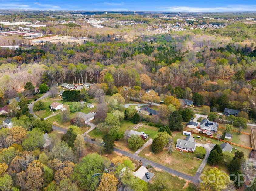 8919 Meadow Ridge Road, Fort Mill, SC 29707.  MLS# CAR4361809, YatesRealty ID 6745. 