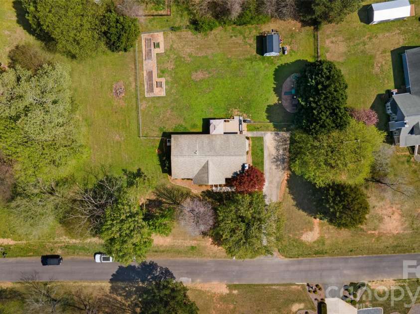 8919 Meadow Ridge Road, Fort Mill, SC 29707.  MLS# CAR4361809, YatesRealty ID 6745. 