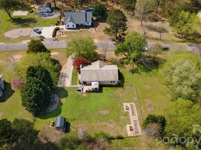 8919 Meadow Ridge Road, Fort Mill, SC 29707.  MLS# CAR4361809, YatesRealty ID 6745. 