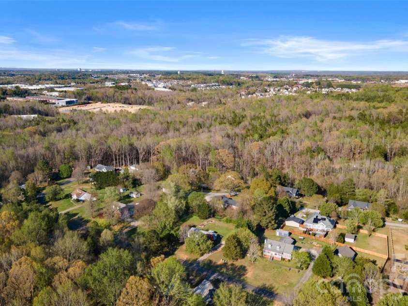 8919 Meadow Ridge Road, Fort Mill, SC 29707.  MLS# CAR4361809, YatesRealty ID 6745. 