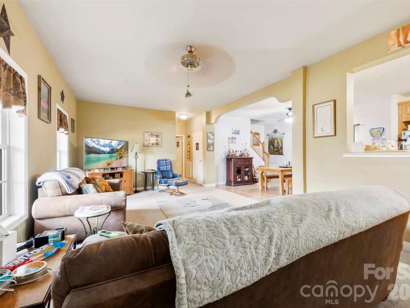 1581 Rhyne Road, Dallas, NC 28034.  MLS# CAR4388022, YatesRealty ID 6746. 