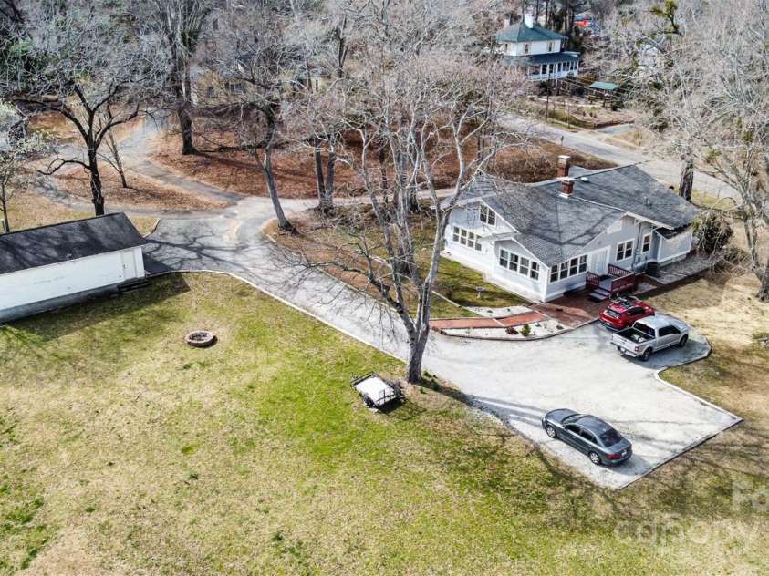 422 Lee Avenue, Wadesboro, NC 28170.  MLS# CAR4228505, YatesRealty ID 6747. 