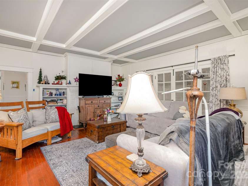 422 Lee Avenue, Wadesboro, NC 28170.  MLS# CAR4228505, YatesRealty ID 6747. 