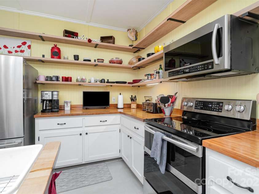 422 Lee Avenue, Wadesboro, NC 28170.  MLS# CAR4228505, YatesRealty ID 6747. 