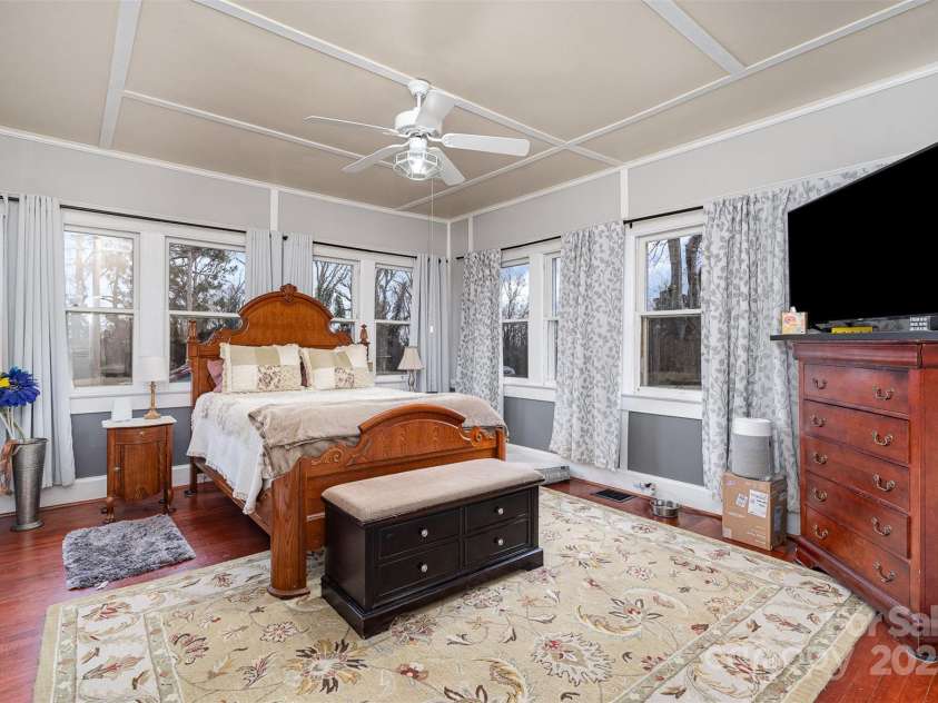 422 Lee Avenue, Wadesboro, NC 28170.  MLS# CAR4228505, YatesRealty ID 6747. 