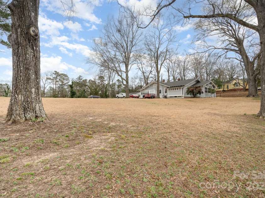 422 Lee Avenue, Wadesboro, NC 28170.  MLS# CAR4228505, YatesRealty ID 6747. 