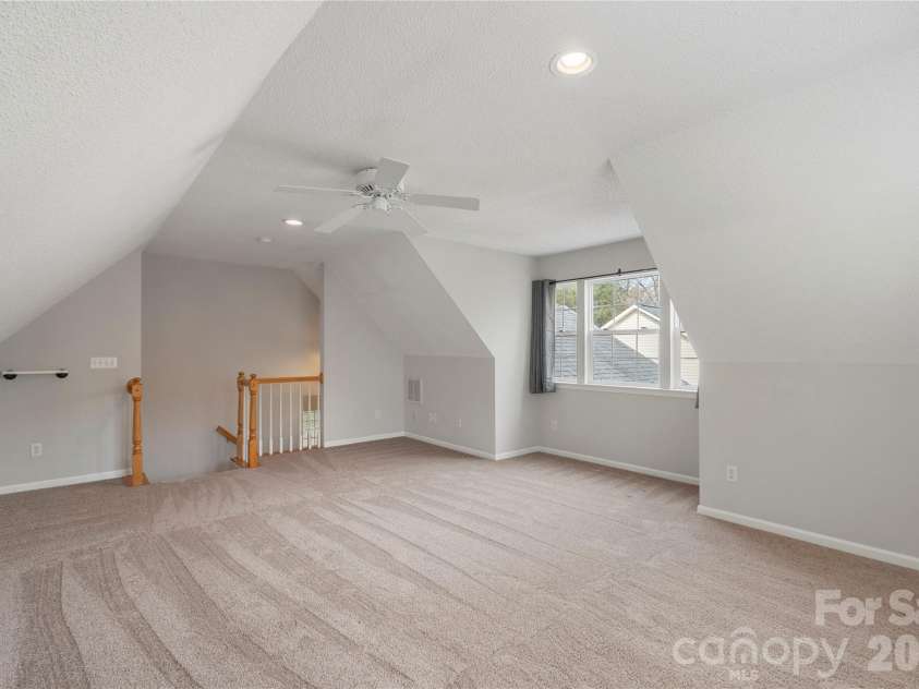 12028 Regent Ridge Lane, Charlotte, NC 28278.  MLS# CAR4341760, YatesRealty ID 6748. 