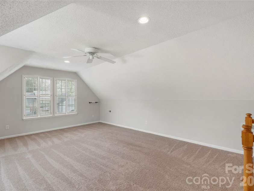 12028 Regent Ridge Lane, Charlotte, NC 28278.  MLS# CAR4341760, YatesRealty ID 6748. 