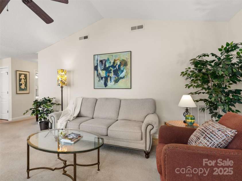 1206 Deermouse Way, Hendersonville, NC 28792.  MLS# CAR4221360, YatesRealty ID 6748. Spacious Living Room