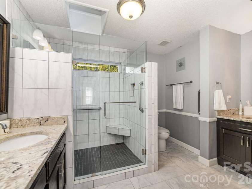 4333 Glen Eagles Lane, Concord, NC 28027.  MLS# CAR4347489, YatesRealty ID 6749. Primary Bathroom