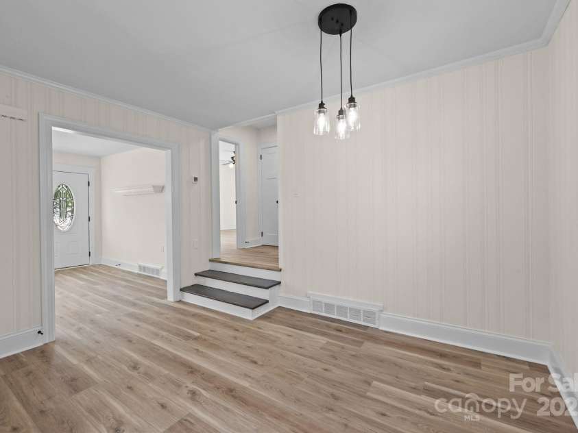 321 14th Street, Salisbury, NC 28144.  MLS# CAR4300897, YatesRealty ID 675. 