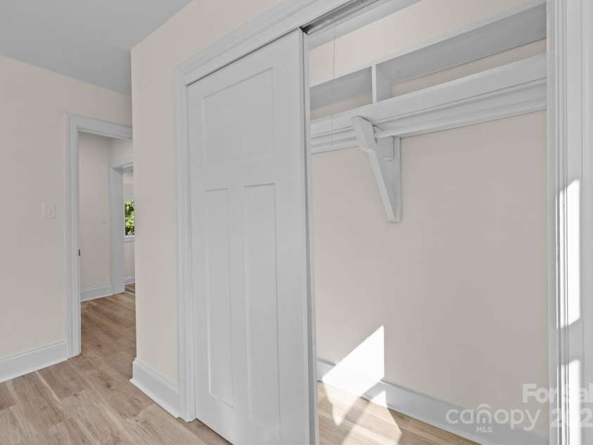 321 14th Street, Salisbury, NC 28144.  MLS# CAR4300897, YatesRealty ID 675. 