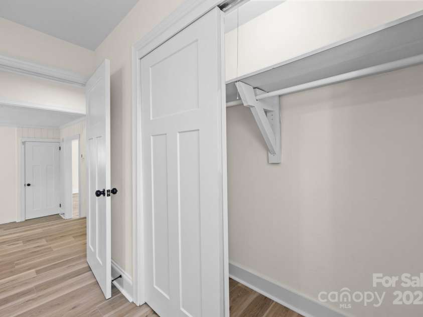 321 14th Street, Salisbury, NC 28144.  MLS# CAR4300897, YatesRealty ID 675. 