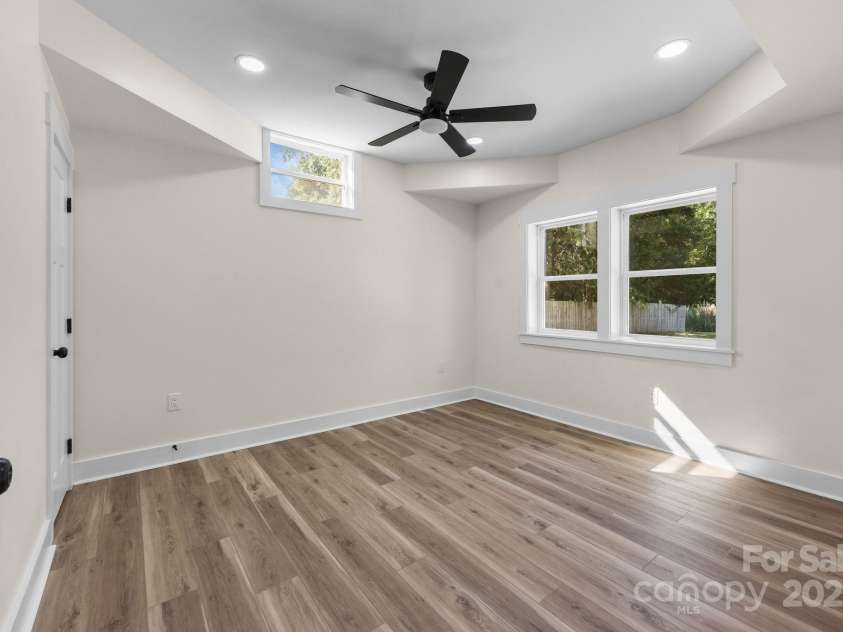 321 14th Street, Salisbury, NC 28144.  MLS# CAR4300897, YatesRealty ID 675. 