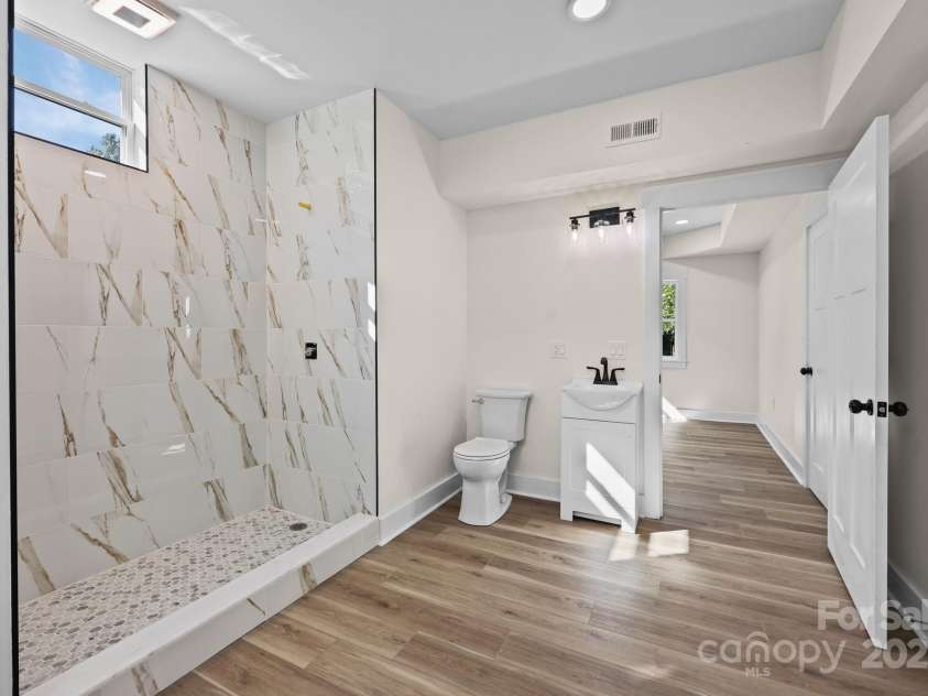 321 14th Street, Salisbury, NC 28144.  MLS# CAR4300897, YatesRealty ID 675. 