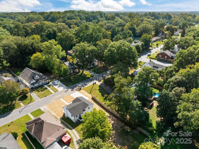 321 14th Street, Salisbury, NC 28144.  MLS# CAR4300897, YatesRealty ID 675. 