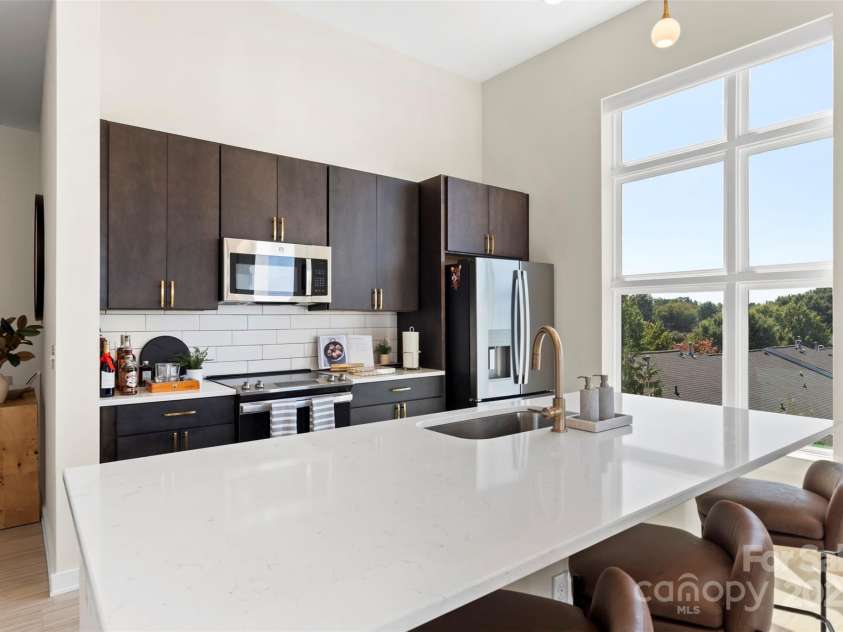 3630 Davidson Street, Charlotte, NC 28205.  MLS# CAR4304301, YatesRealty ID 675. 