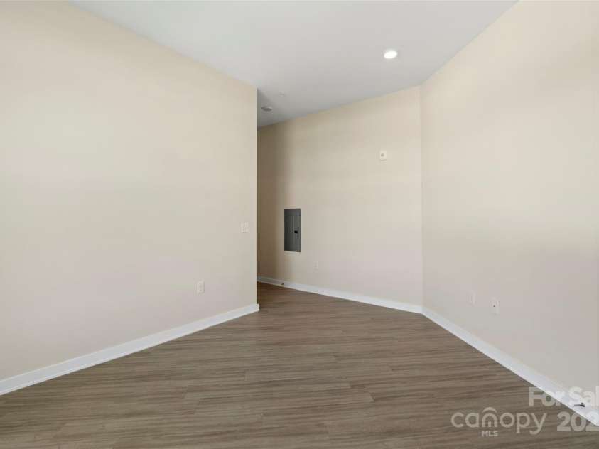 3630 Davidson Street, Charlotte, NC 28205.  MLS# CAR4304301, YatesRealty ID 675. 