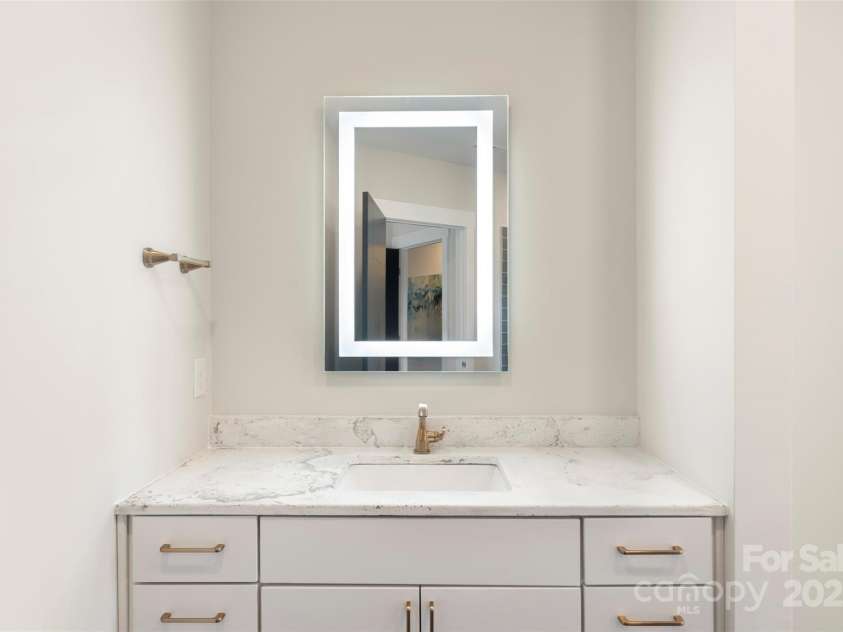 3630 Davidson Street, Charlotte, NC 28205.  MLS# CAR4318904, YatesRealty ID 675. 