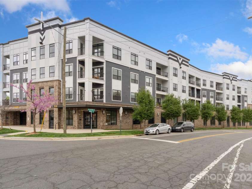 3630 Davidson Street, Charlotte, NC 28205.  MLS# CAR4318904, YatesRealty ID 675. 