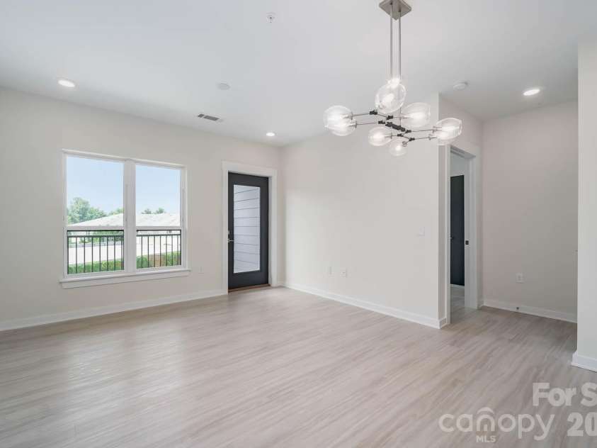 3630 Davidson Street, Charlotte, NC 28205.  MLS# CAR4340605, YatesRealty ID 675. 