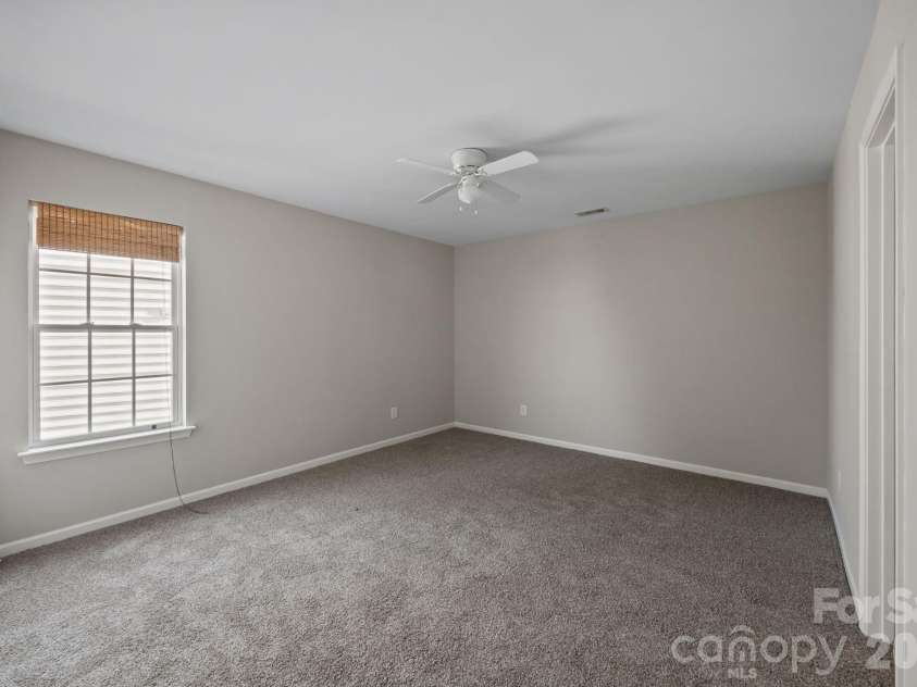 124 Wedge View Way, Statesville, NC 28677.  MLS# CAR4360045, YatesRealty ID 6751. 