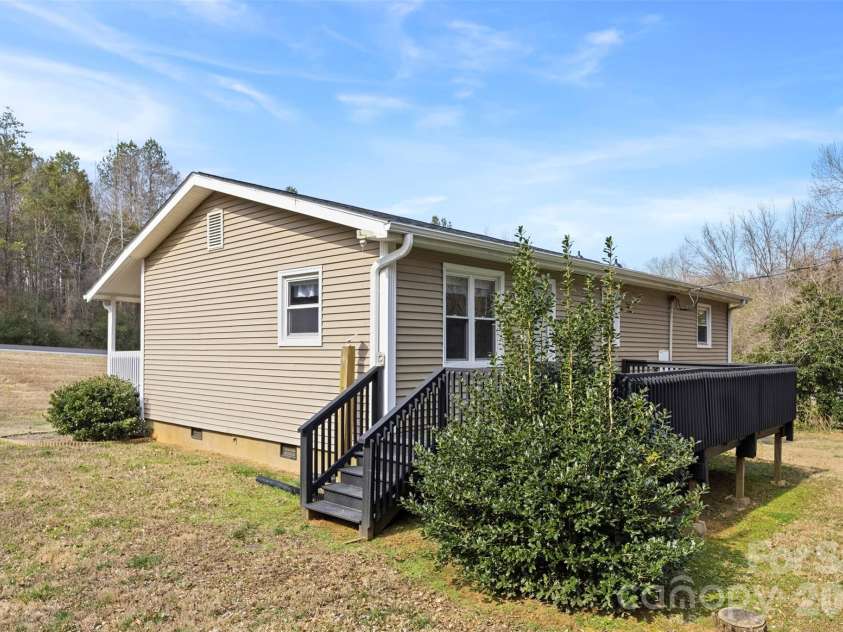 405 El Bethel Road, Kings Mountain, NC 28086.  MLS# CAR4347247, YatesRealty ID 6752. 