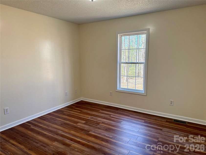 3937 Acron Lane, Maiden, NC 28650.  MLS# CAR4350237, YatesRealty ID 6753. 
