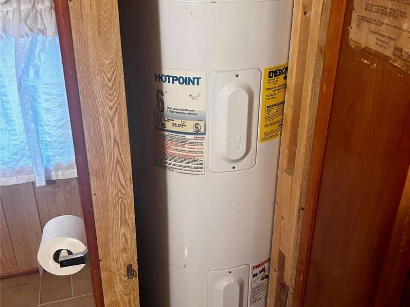 21 Bayles Freeman Road, Gerton, NC 28735.  MLS# CAR4248953, YatesRealty ID 6755. 