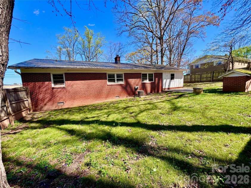 234 AllenDale Drive, Forest City, NC 28043.  MLS# CAR4315515, YatesRealty ID 6755. 