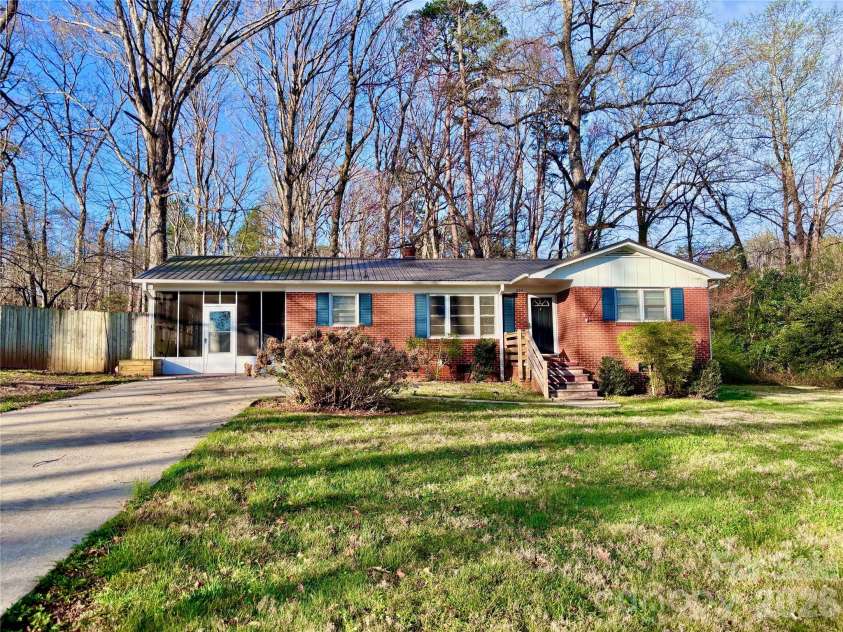 234 AllenDale Drive, Forest City, NC 28043.  MLS# CAR4315515, YatesRealty ID 6755. 