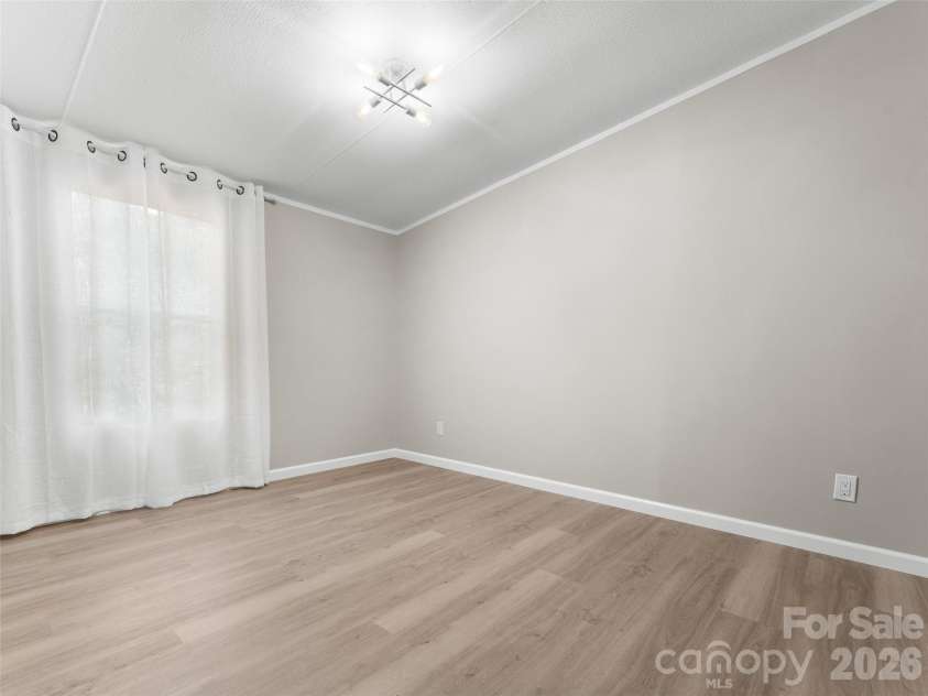 25 Overbrook Drive, Saluda, NC 28773.  MLS# CAR4306681, YatesRealty ID 6758. Bedroom 2. 