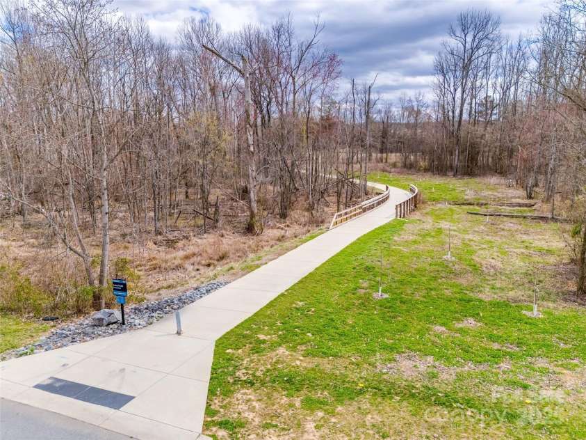 8830 Cinnabay Drive, Charlotte, NC 28216.  MLS# CAR4227249, YatesRealty ID 6758. Long Creek Greenway access in your neighborhood!