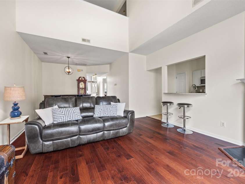 8830 Cinnabay Drive, Charlotte, NC 28216.  MLS# CAR4227249, YatesRealty ID 6758. Vaulted ceilings
