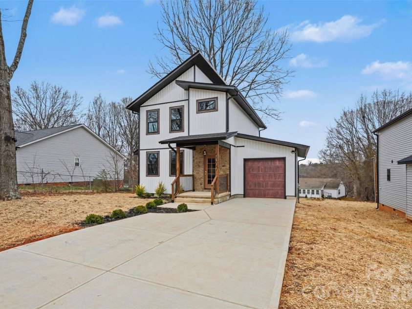 5307 Grand Canyon Road, Concord, NC 28027.  MLS# CAR4349735, YatesRealty ID 6759. 