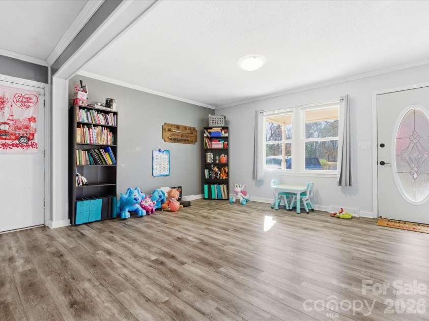 2694 Pineview Drive, Lancaster, SC 29720.  MLS# CAR4352153, YatesRealty ID 6760. 