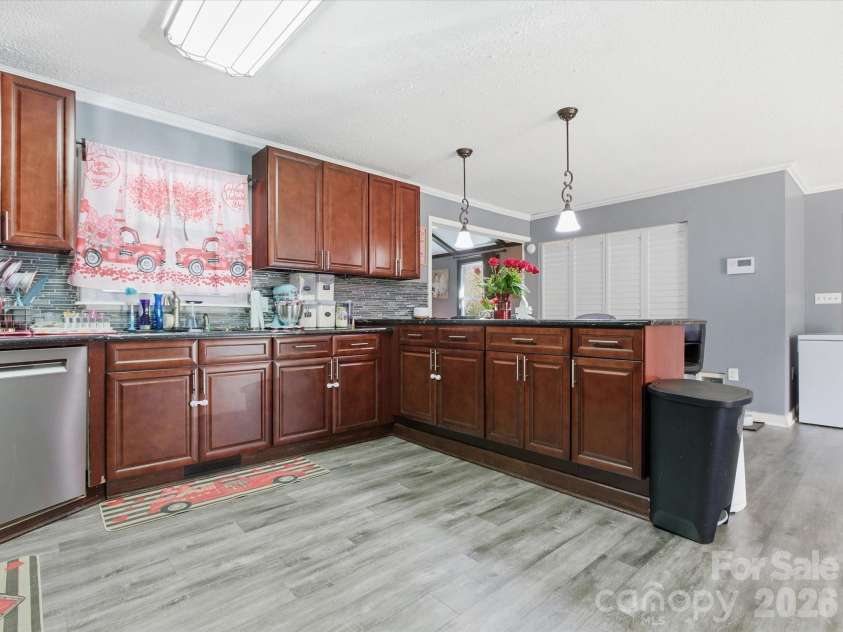 2694 Pineview Drive, Lancaster, SC 29720.  MLS# CAR4352153, YatesRealty ID 6760. 