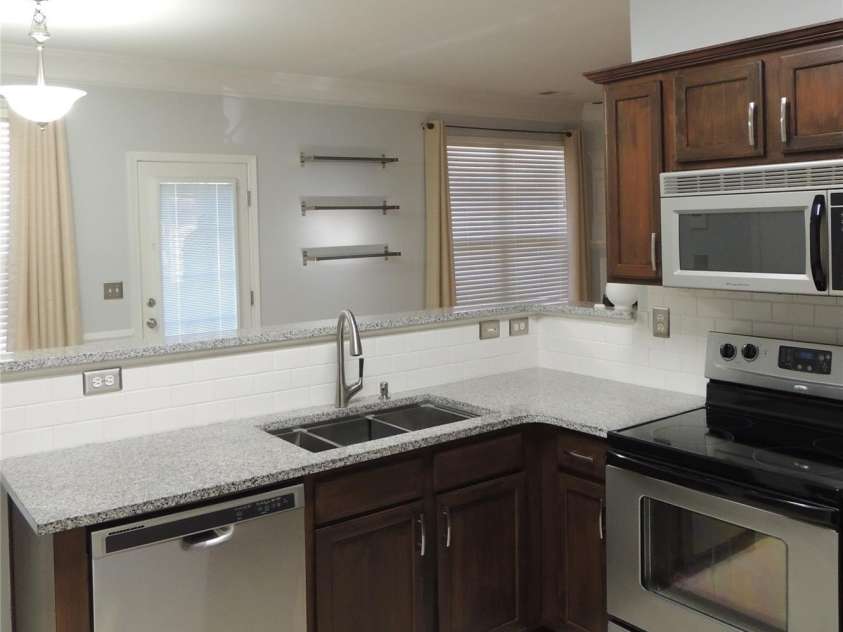 7814 Rolling Meadows Lane, Huntersville, NC 28078.  MLS# CAR4238329, YatesRealty ID 6761. 
