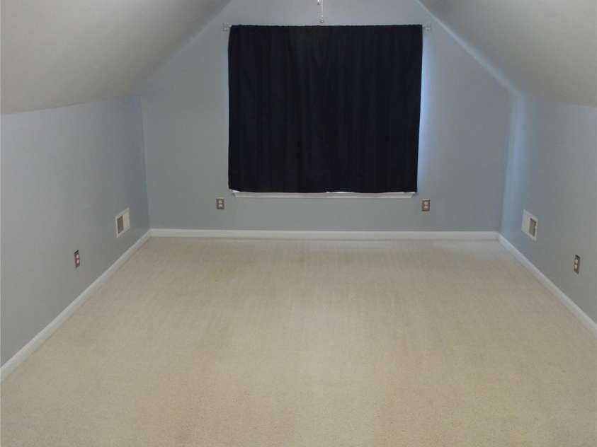 7814 Rolling Meadows Lane, Huntersville, NC 28078.  MLS# CAR4238329, YatesRealty ID 6761. 