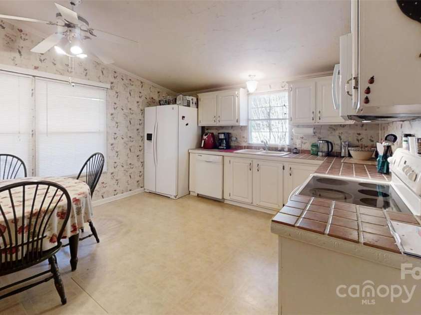 5124 Gates Drive, Denver, NC 28037.  MLS# CAR4227269, YatesRealty ID 6762. 