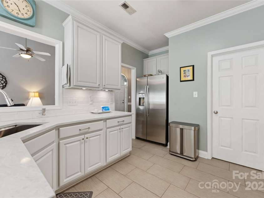 6002 Sentinel Drive, Indian Trail, NC 28079.  MLS# CAR4247953, YatesRealty ID 6763. 