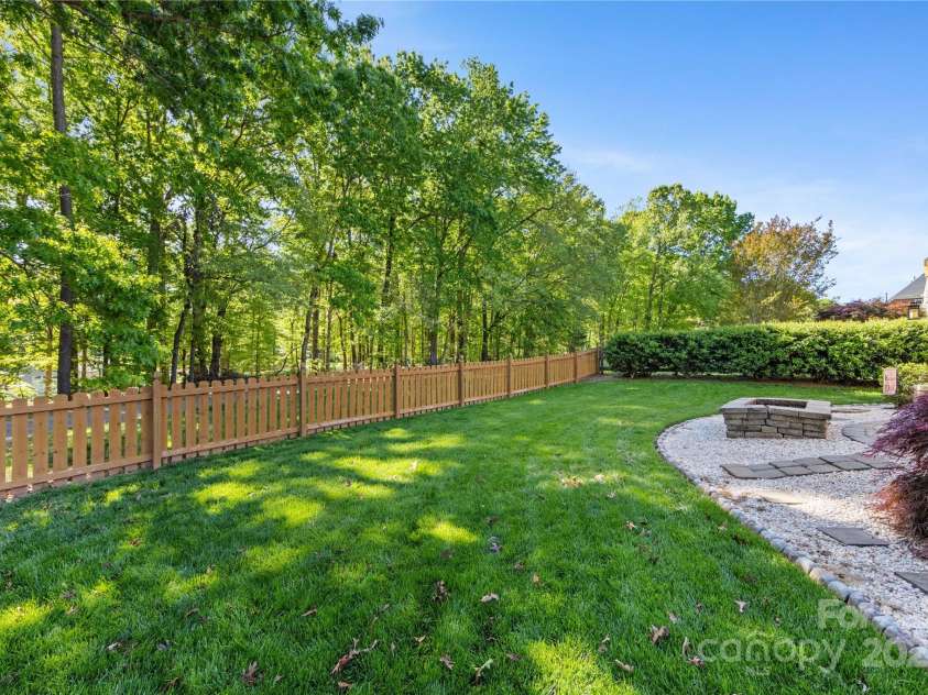 6002 Sentinel Drive, Indian Trail, NC 28079.  MLS# CAR4247953, YatesRealty ID 6763. 