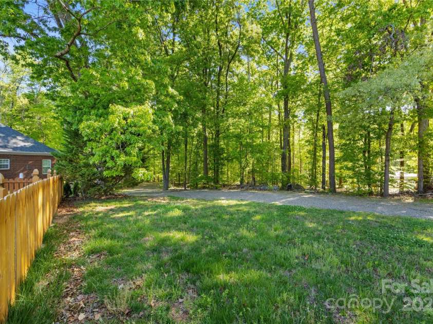 6002 Sentinel Drive, Indian Trail, NC 28079.  MLS# CAR4247953, YatesRealty ID 6763. 