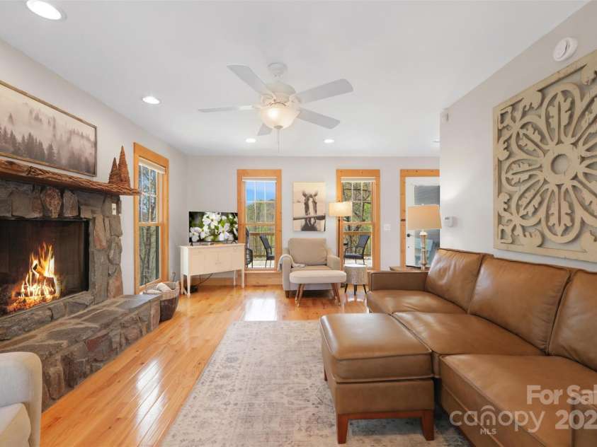 60 Hidden View Lane, Almond, NC 28702.  MLS# CAR4248254, YatesRealty ID 6764. 