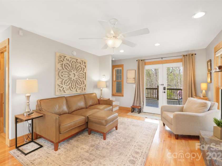 60 Hidden View Lane, Almond, NC 28702.  MLS# CAR4248254, YatesRealty ID 6764. 